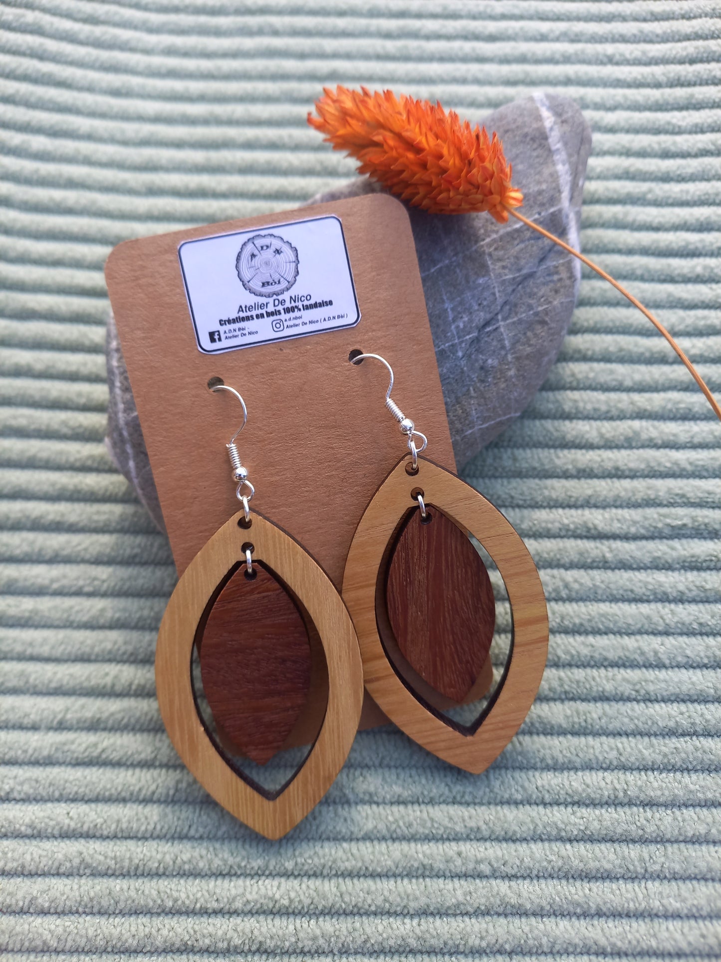 Boucles d'oreilles en bois brut