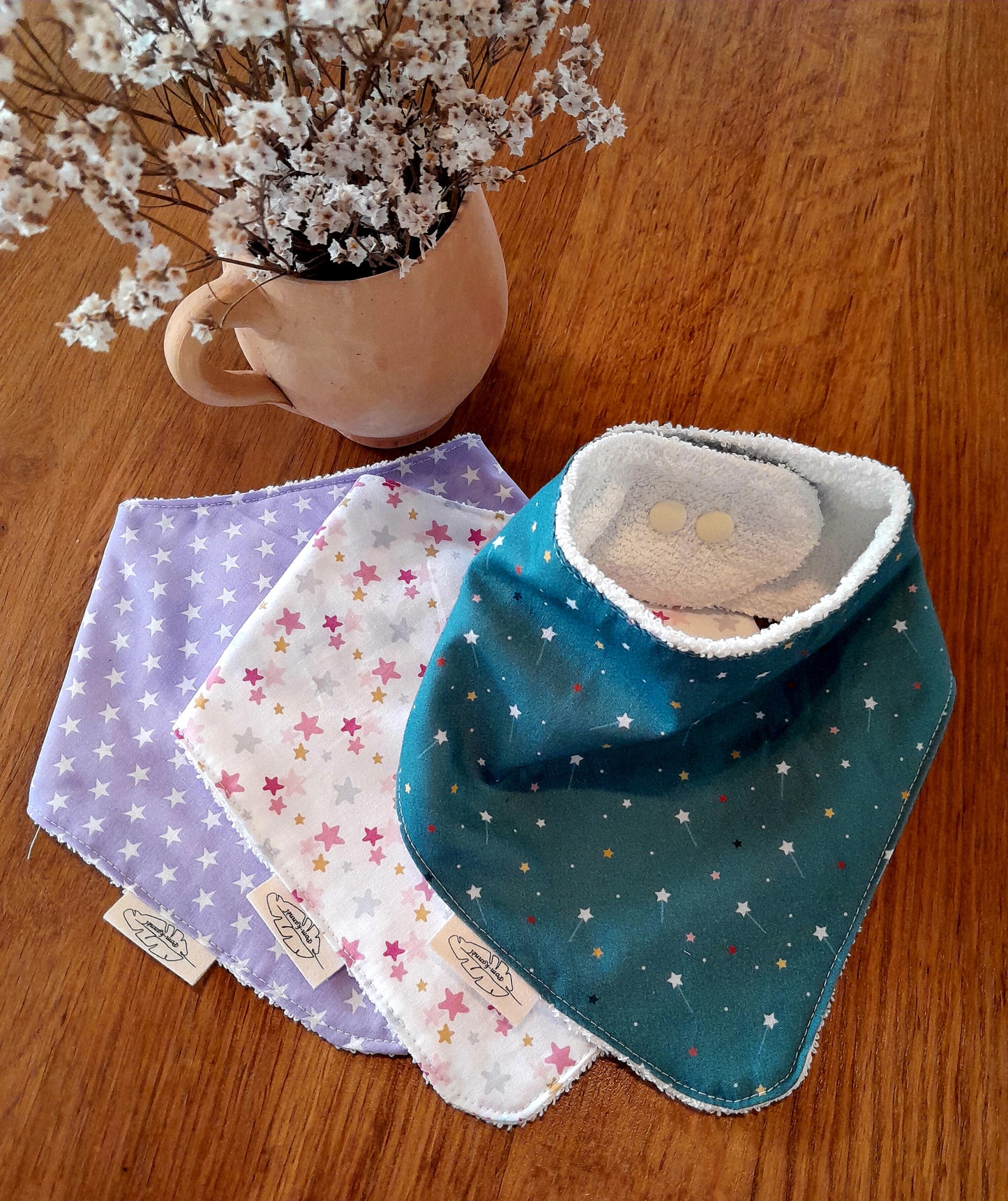 Lot de 3 bavoirs "bandana" à partir de 6 mois